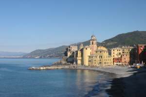 Xtrallusion offers characteristic Bed and Breakfast, B&B, Guest House, Hotel, Albergo and Country Lodge accommodation in Italy. Plus independent self-guided Walking, Adventure, Activity, Skiing and Paragliding Holiday itineraries on the Italian Rivieras, in the Italian Lakes, in the Italian Alps and in some of the most beautiful corners of Italy.